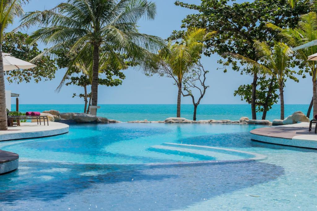 Bazén v ubytování White Sand Samui Resort nebo v jeho okolí