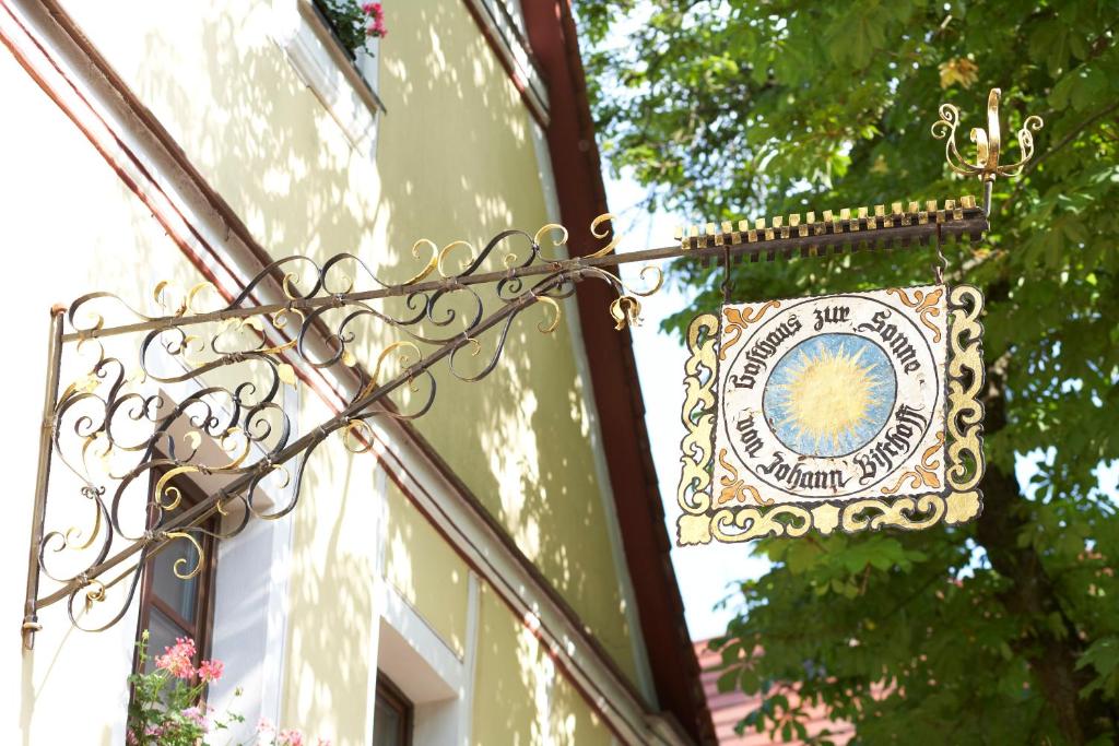 Fotografie z fotogalerie ubytování Landhotel Sonne v destinaci Neuendettelsau