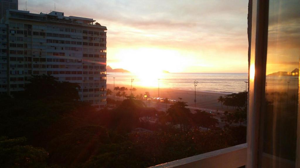  Apartamentos Copacabana ampla vista mar