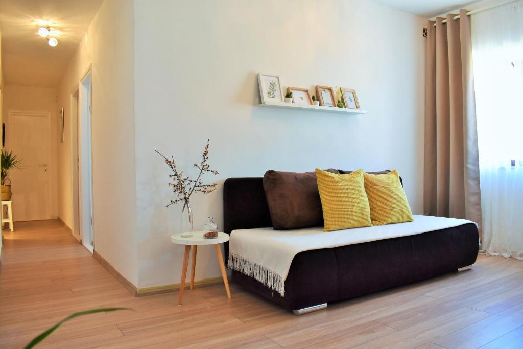 Postel nebo postele na pokoji v ubytování Apartment Antonija