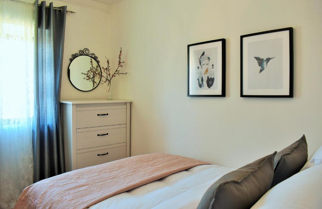 Postel nebo postele na pokoji v ubytování Apartment Antonija