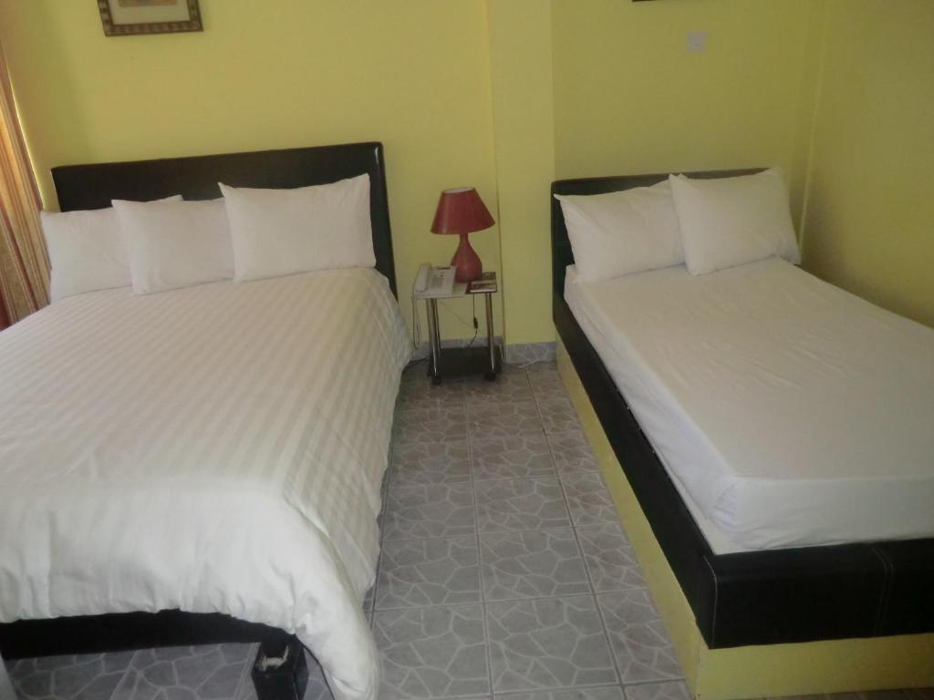 PG Quality Inn - Standard Queen Room