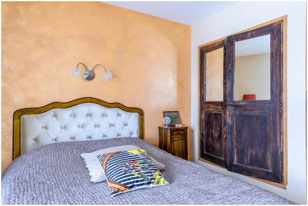 Château Serigues - Double Room