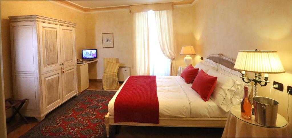 Albergo Castiglione Langhe - Chambre De Luxe