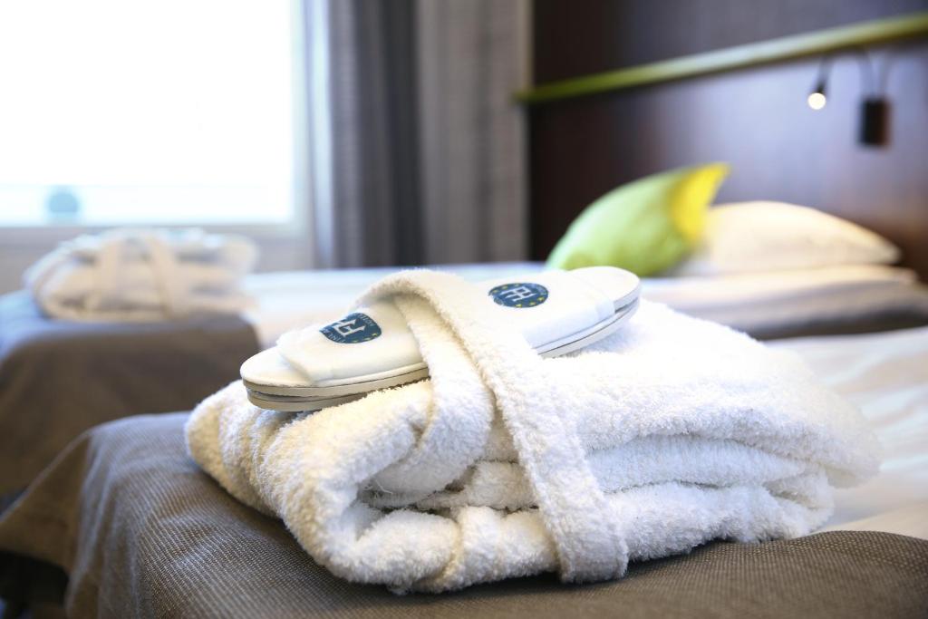 Finlandia Hotel Airport Oulu - Twin Room With Balcony