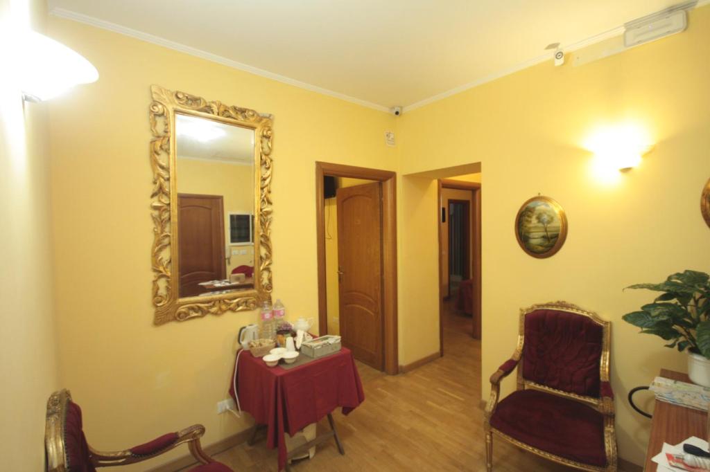 TV a/nebo společenská místnost v ubytování Hotel Termini