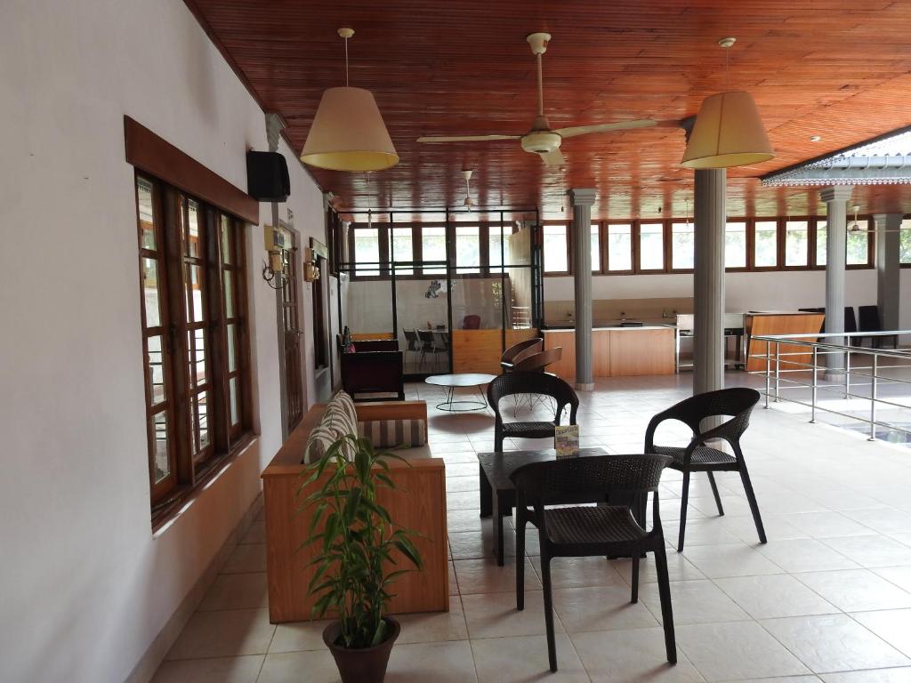 Posezení v ubytování Paradise Inn