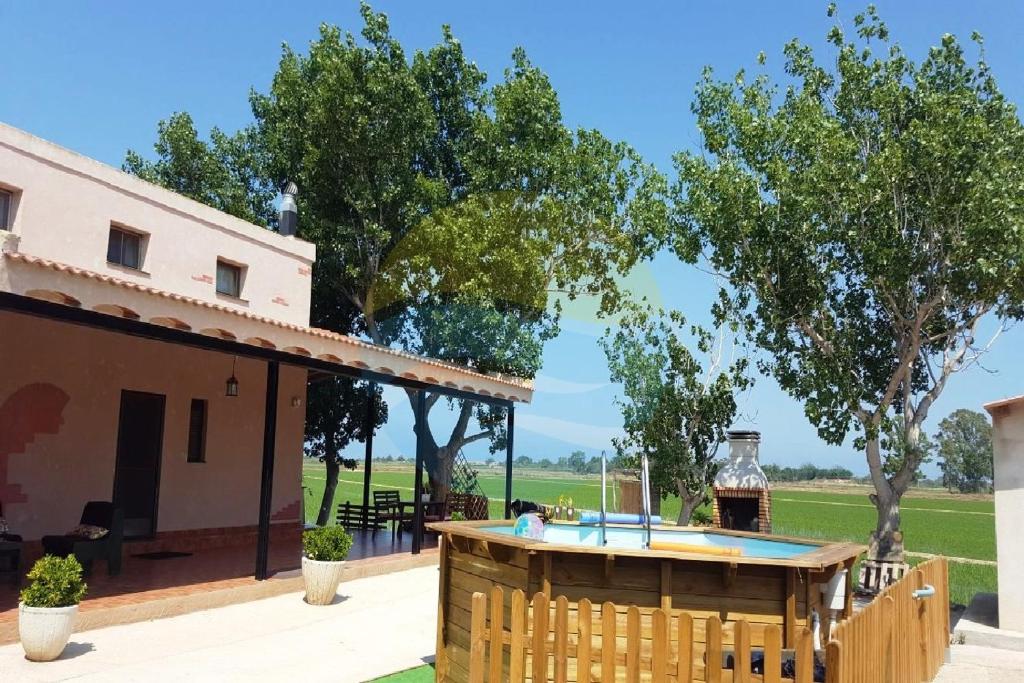 Casas rurales Mas de Felip - Casa rural con piscina privada en el Delta en Deltebre, Cataluña