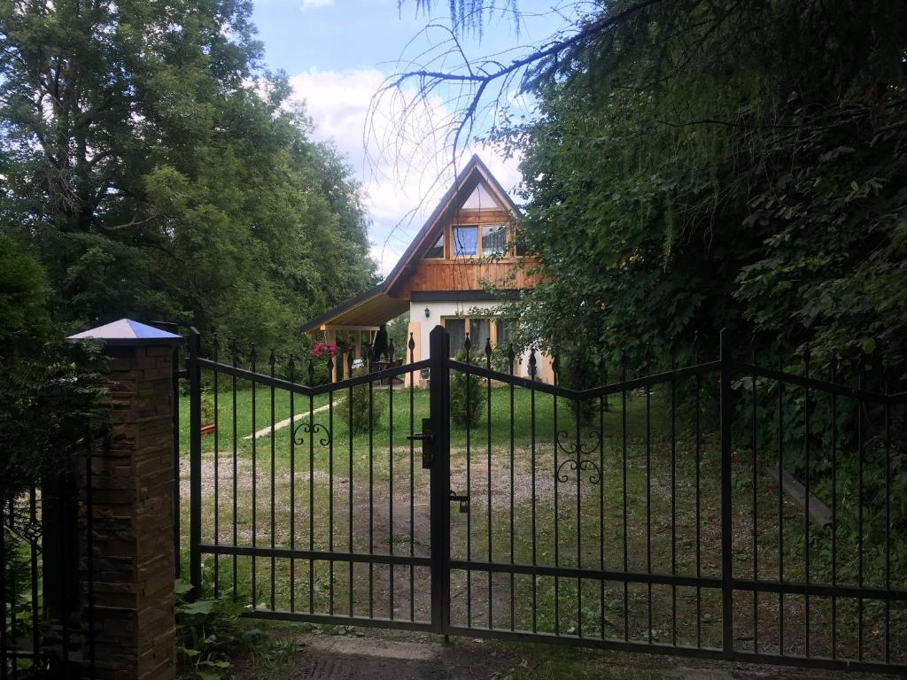 Vonkajšia záhrada v ubytovaní Domek u Mikołaja