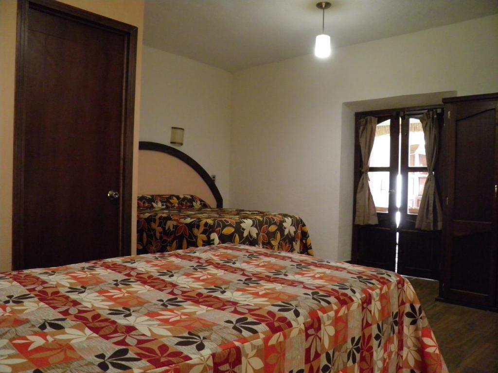 Hotel Barroco - Triple Room