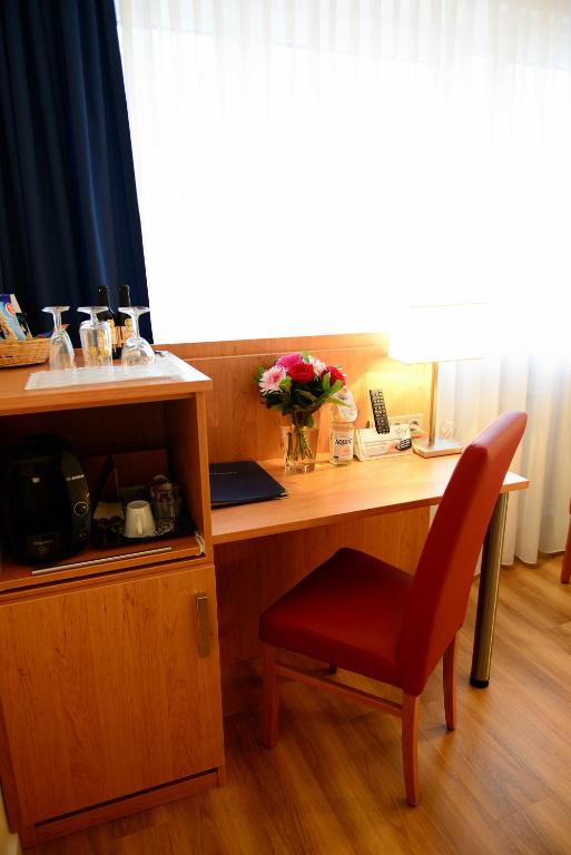 Hotel National Düsseldorf (Superior) - Resim 13