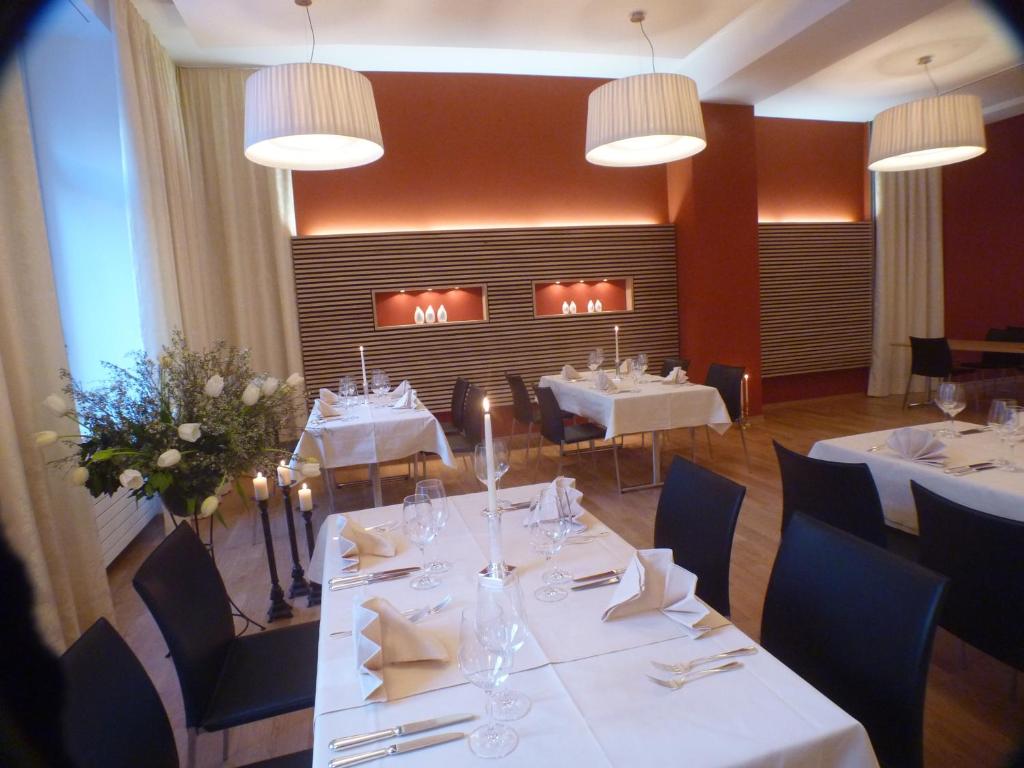 Restaurace v ubytování Hotel Fravi