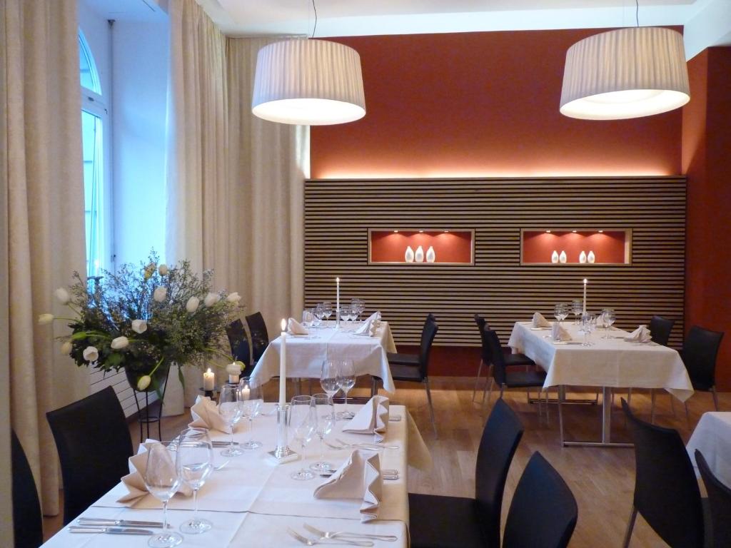 Restaurace v ubytování Hotel Fravi
