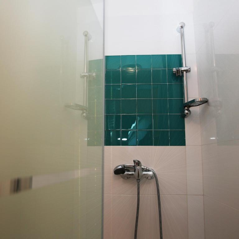 Wellness Penzion Kroměříž - Zlobice - Apartamento Con Ducha