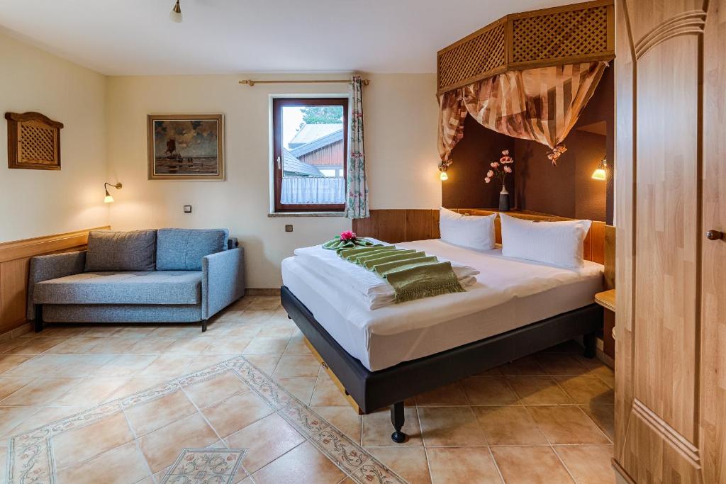 Hotel Blumenbach - 11