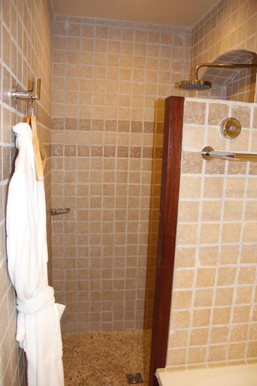 Koupelna v ubytování Hôtel de La Fossette