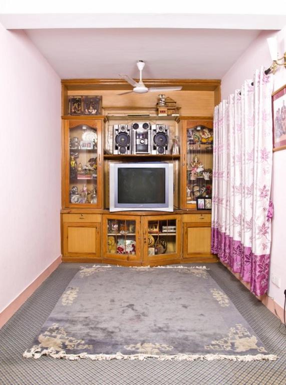 TV a/nebo společenská místnost v ubytování Swagat homestay