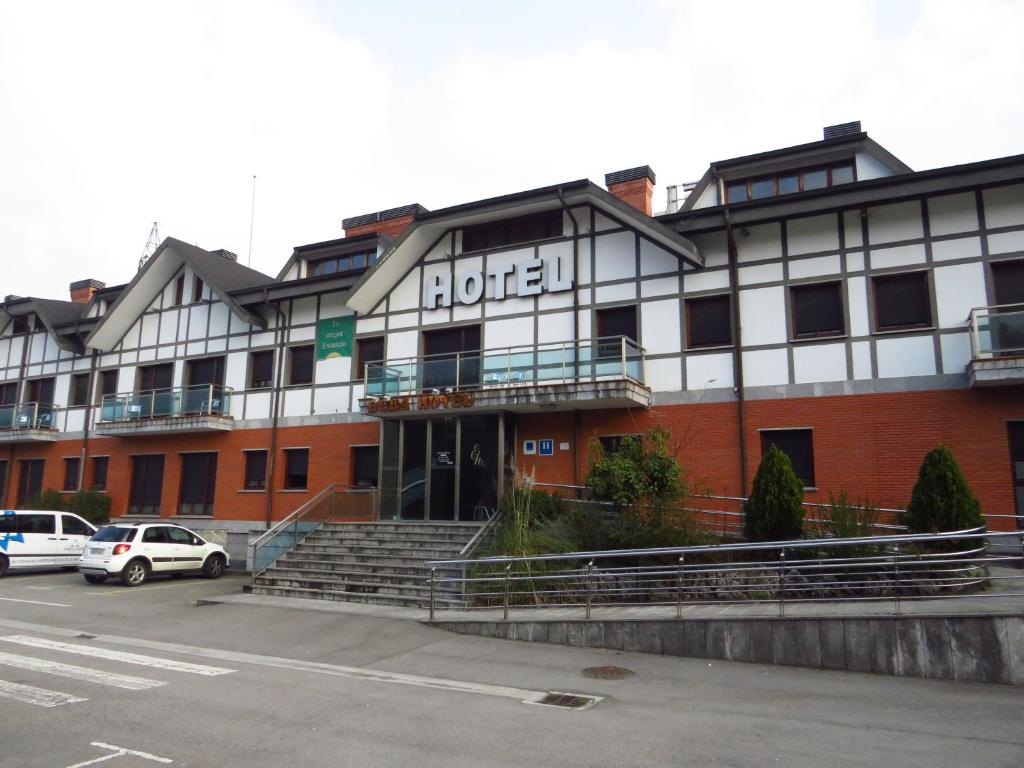 Budova, kde se hotel nachází