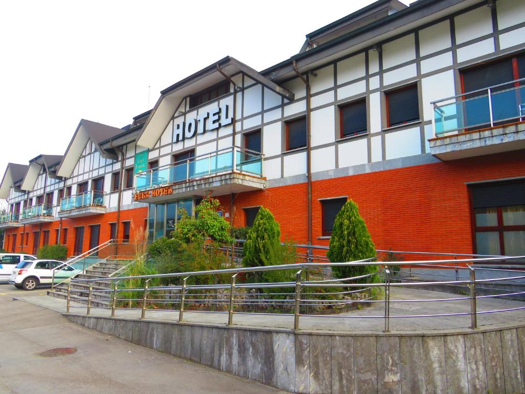 Budova, kde se hotel nachází