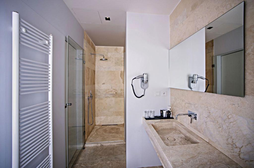 Hotel Golden Crown - Resim 17