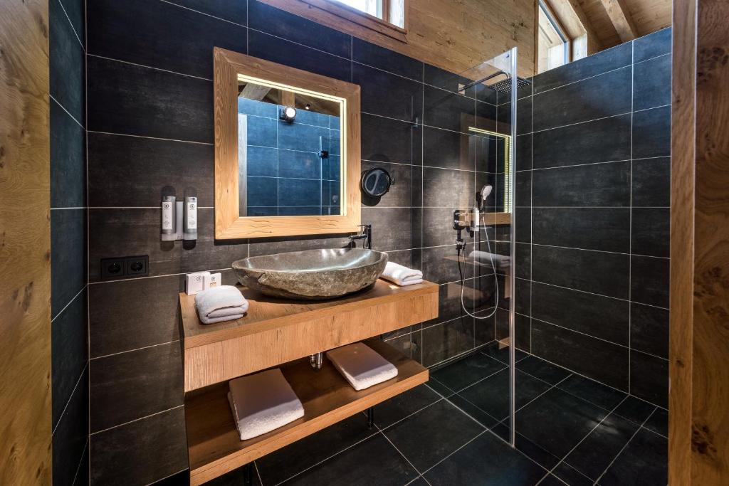 Kupatilo u objektu LA SOA Chalets & Eventlodge