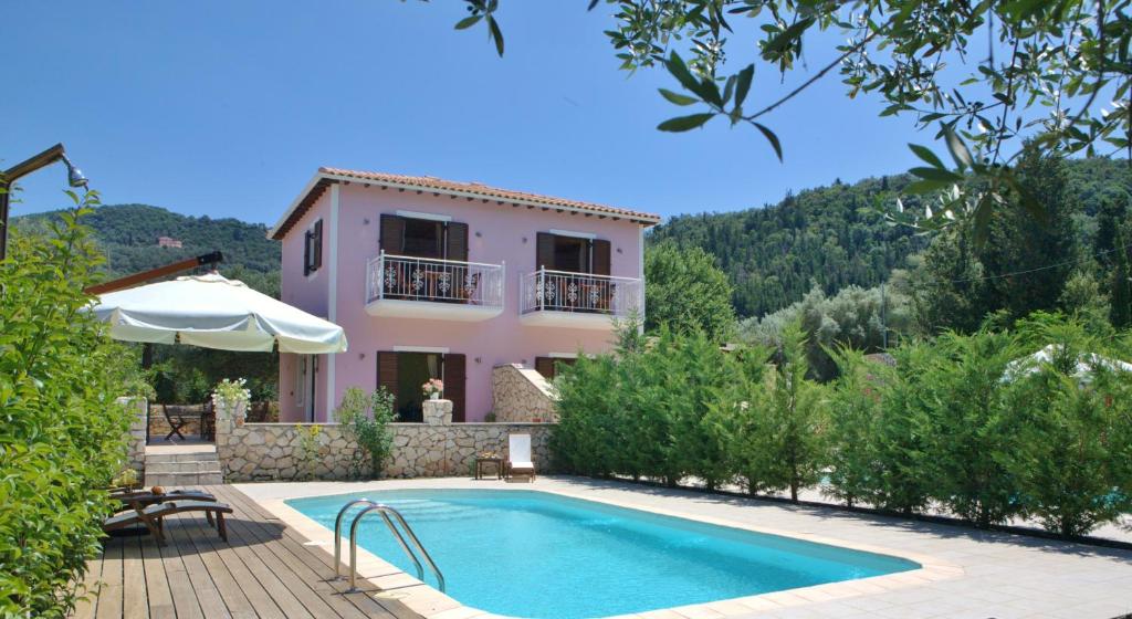 The swimming pool at or close to Il Viaggio Verde