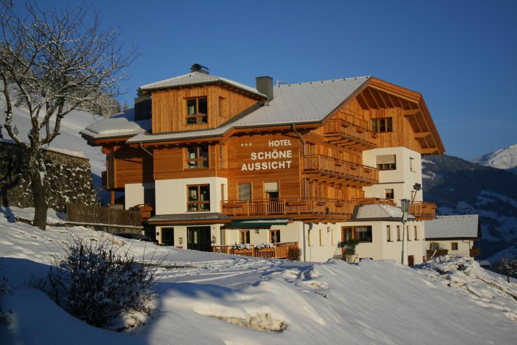 Hotel Schöne Aussicht v zimě