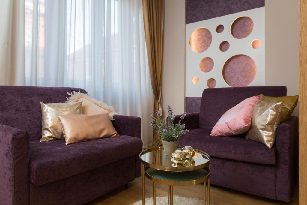 Posezení v ubytování VIP Rooms