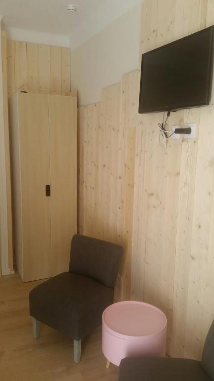TV a/nebo společenská místnost v ubytování La Combe Joseph