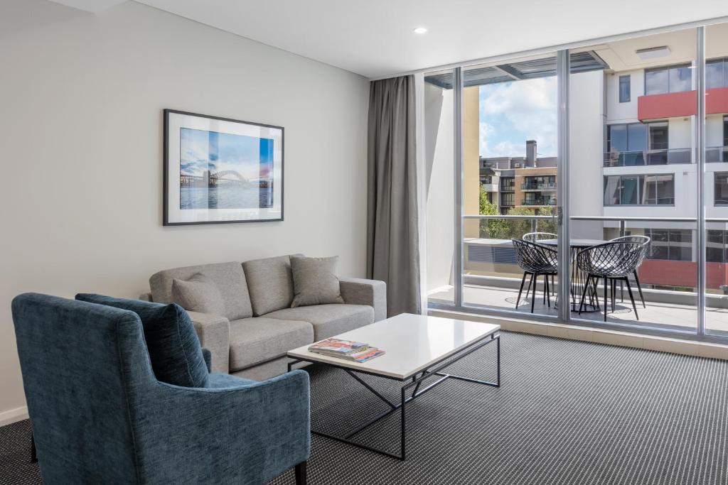 Meriton Suites Waterloo - Resim 17