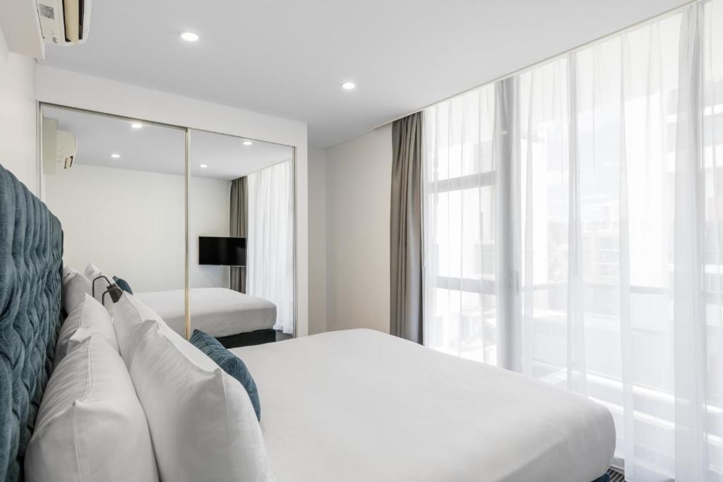 Meriton Suites Waterloo - Resim 20