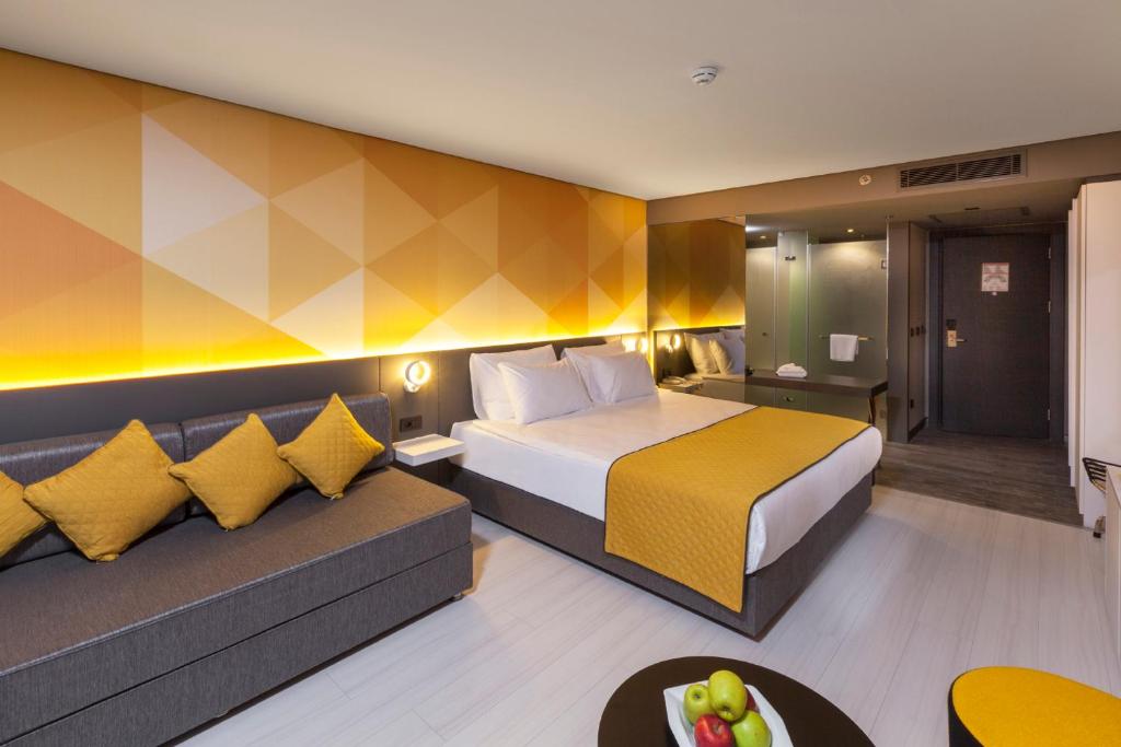 Postel nebo postele na pokoji v ubytování Bosphorus Sorgun Hotel Ultra All Inclusive