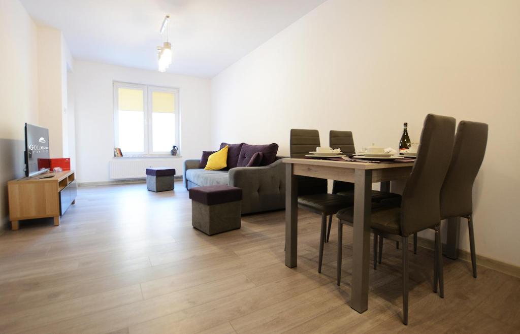 Posedenie v ubytovaní Apartament Polanki Park-kryty basen