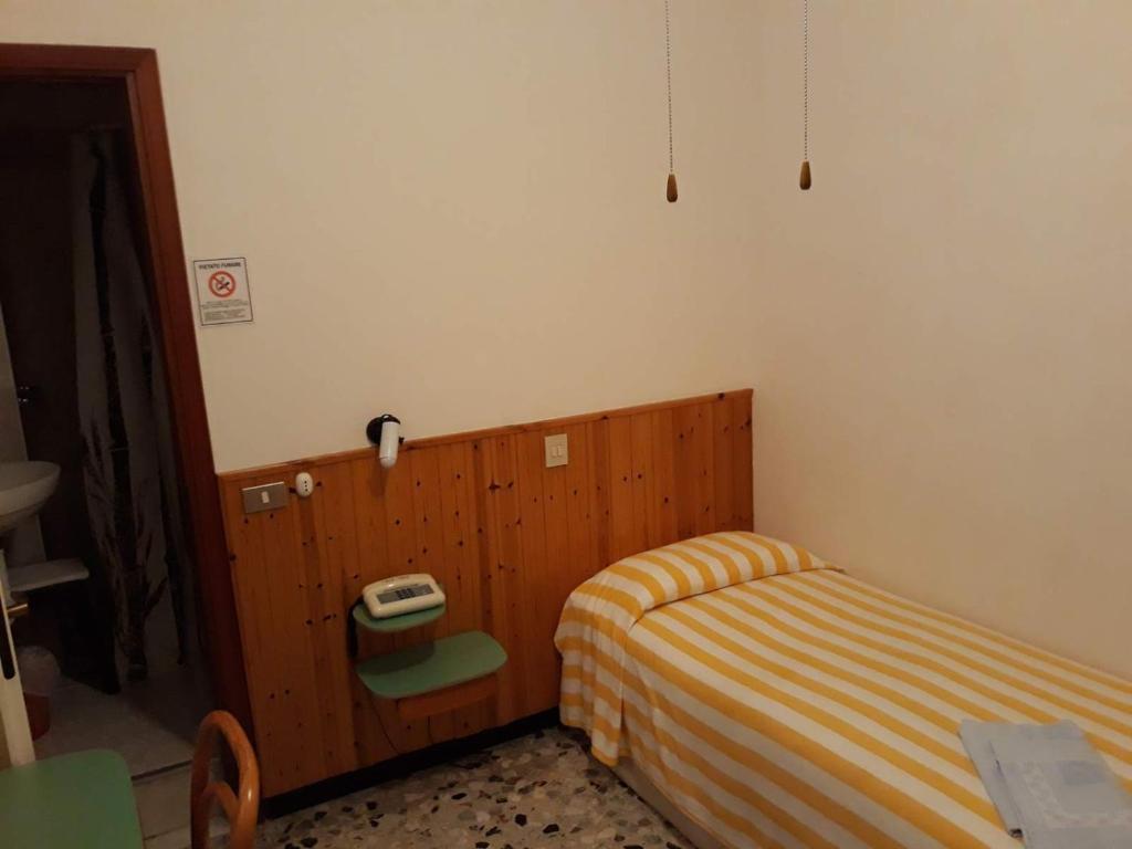Hotel Geppi - Single Room