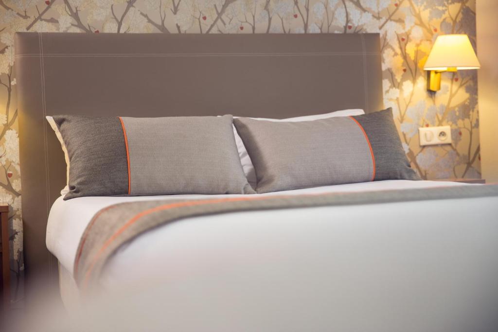 Timhotel Tour Eiffel - Resim 18