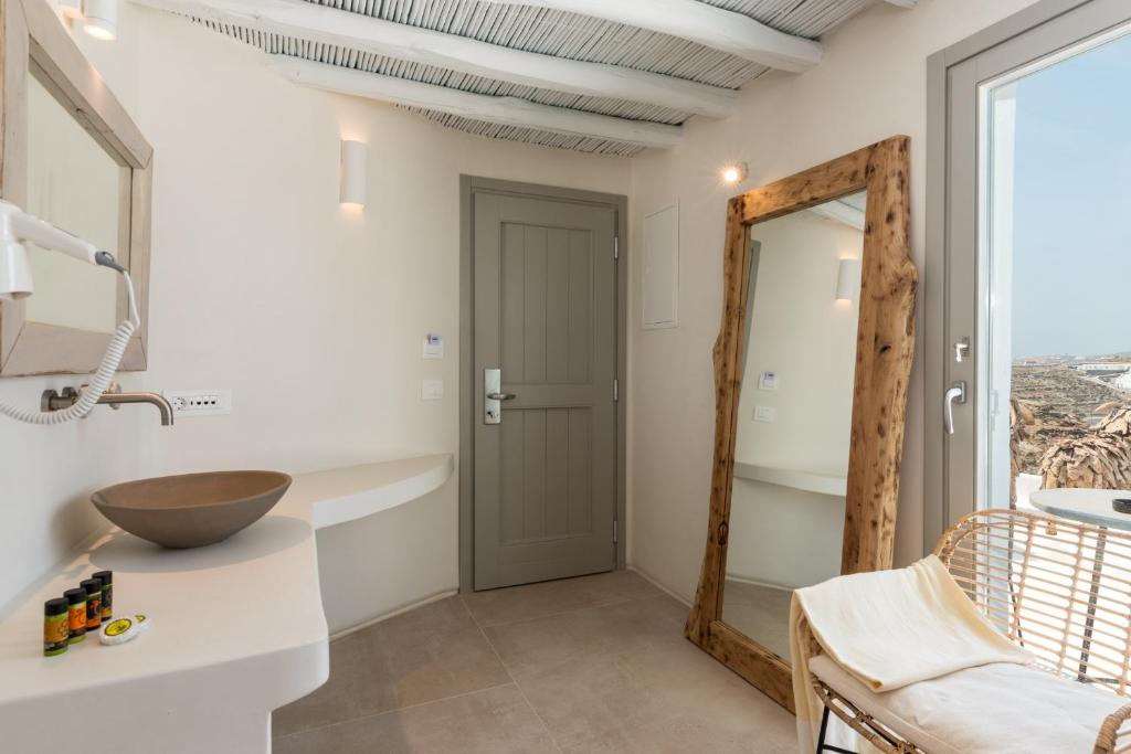 Legacy Suites, Mikonos (updated prices 2025) - 7