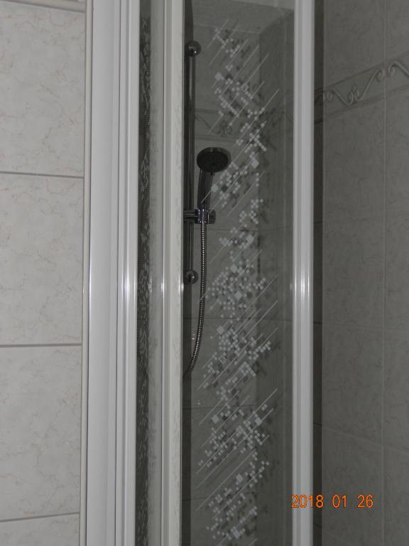 A bathroom at Gästehaus Walch-Riml