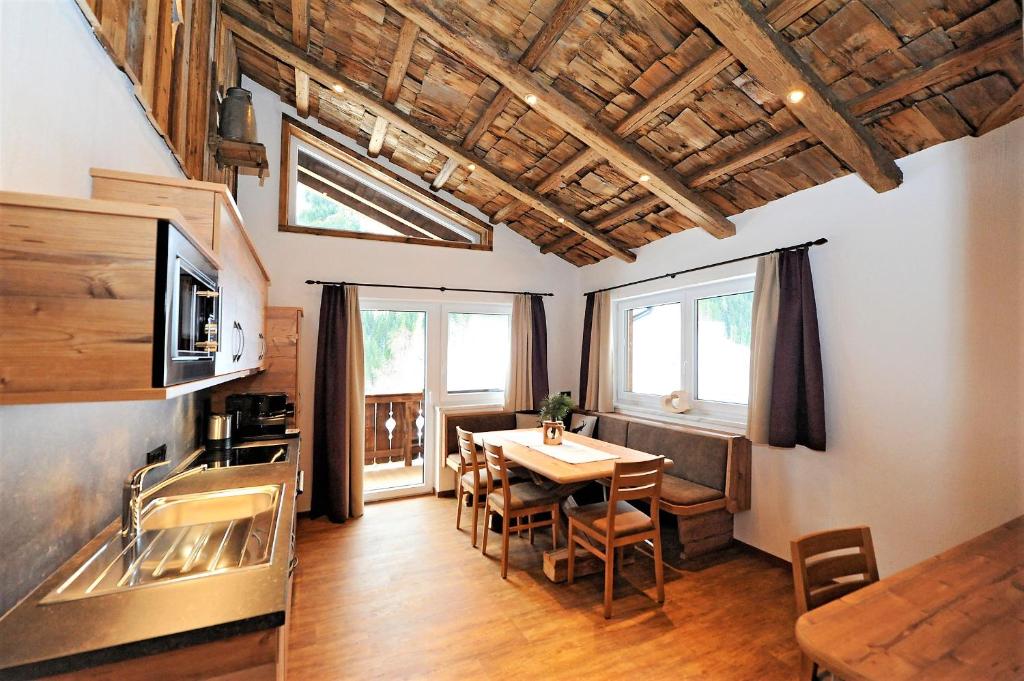 Kuchyňa alebo kuchynka v ubytovaní Appartement Berghof