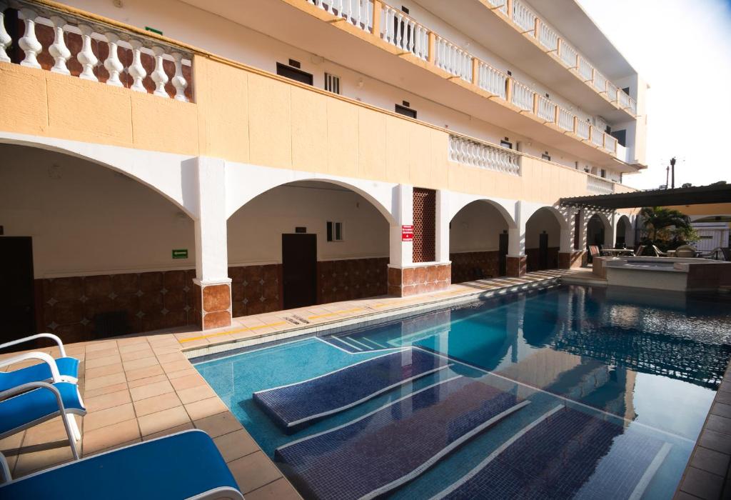 Bazén v ubytování Hotel Real del Mar nebo v jeho okolí