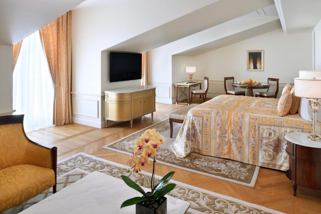 Palazzo Versace Dubai - 高级范思哲房间溪景观