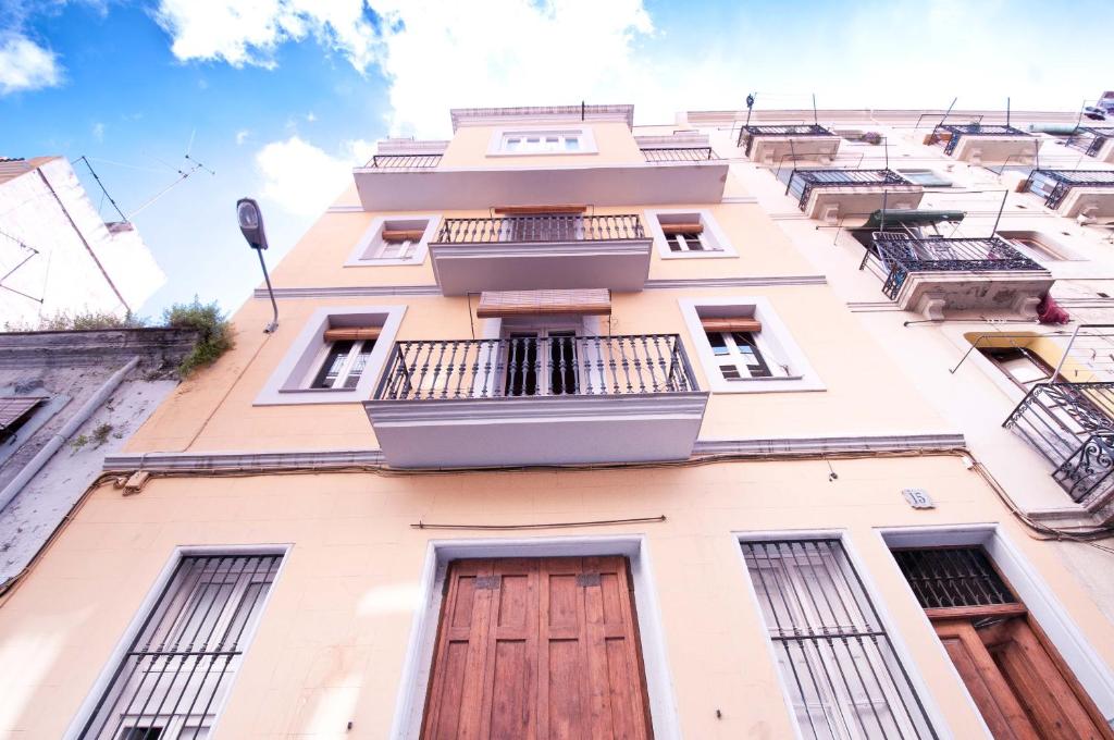 Barceloneta Suites Apartments Market - 1