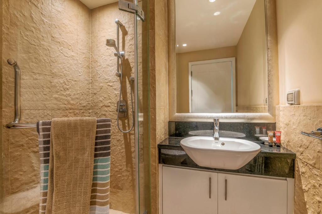 Sky Villas Apartments - 12