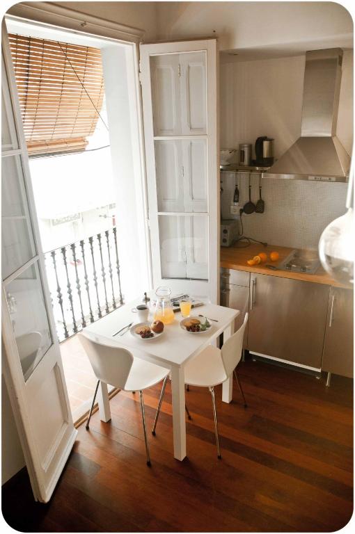 Barceloneta Suites Apartments Market - 5