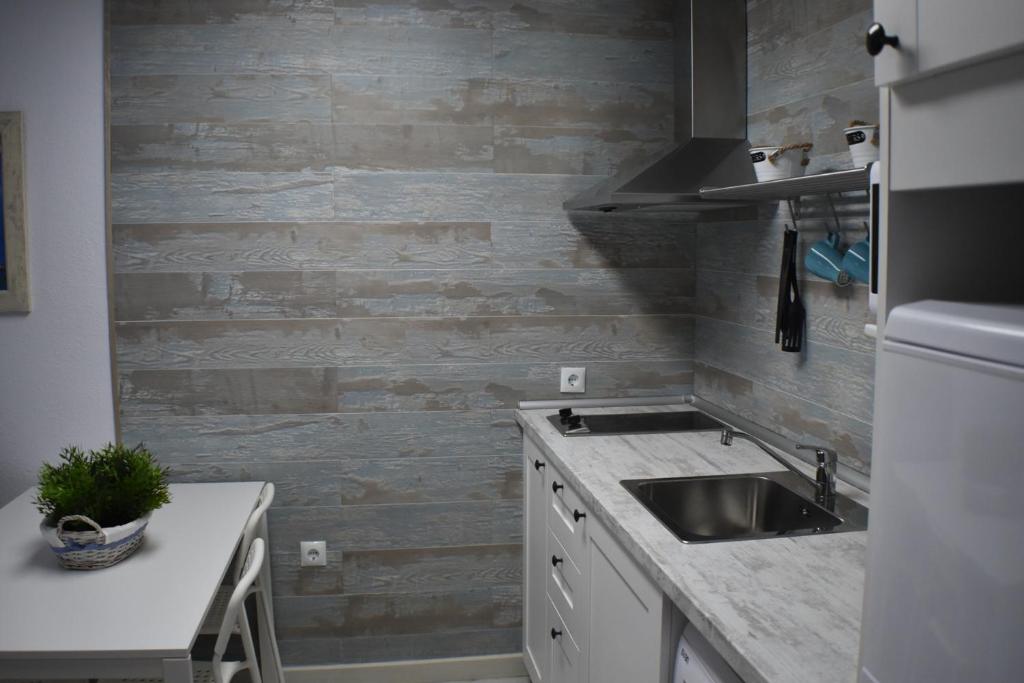 Kuchyňa alebo kuchynka v ubytovaní Apartament Virginia