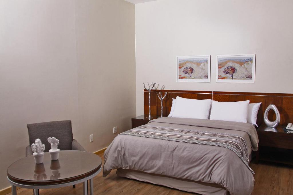  Piemonte Hotel