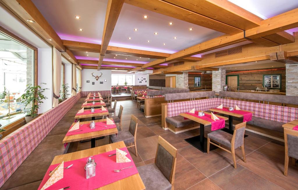 Posezení v ubytování Hotel-Restaurant Lampenhäusl