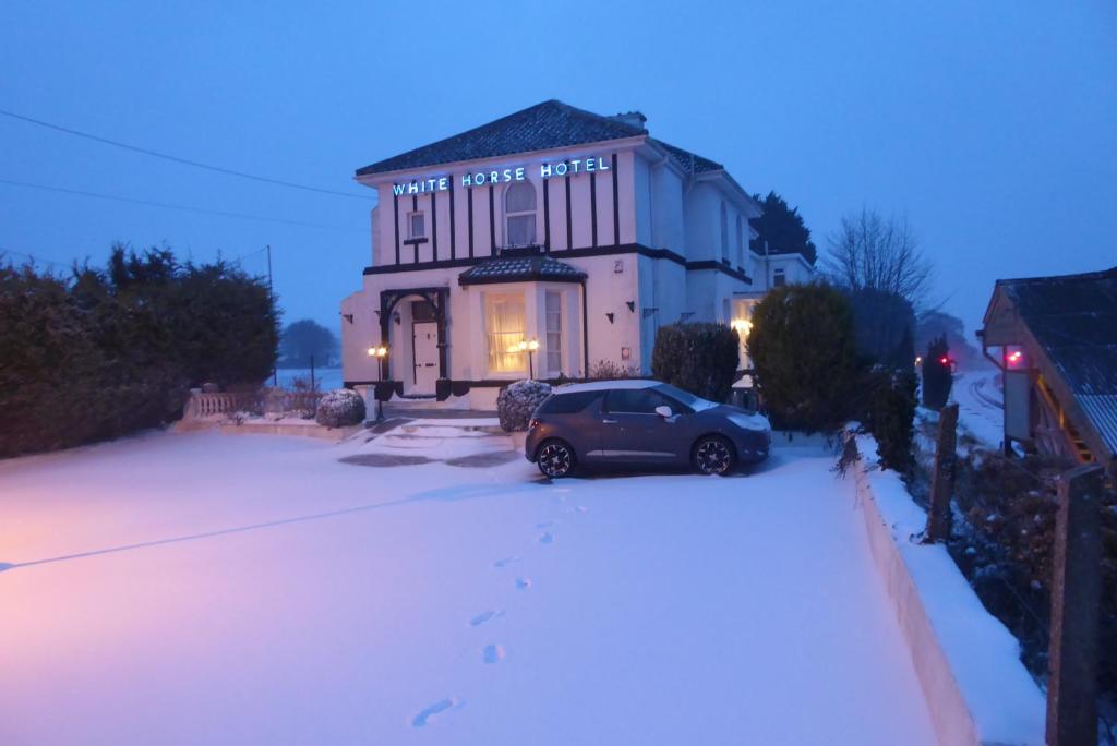 The Station Guest House v zimě