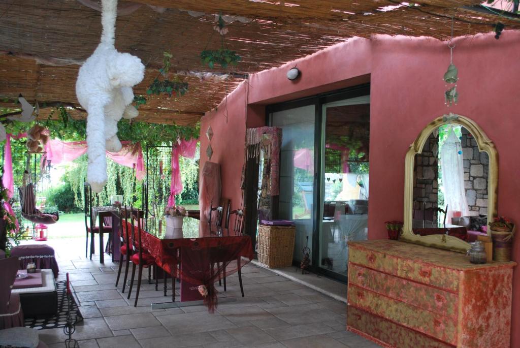 Reštaurácia alebo iné gastronomické zariadenie v ubytovaní B&B La Colombera