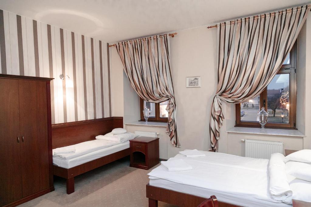 Rynek 6 retro pub & hostel - Quadruple Room