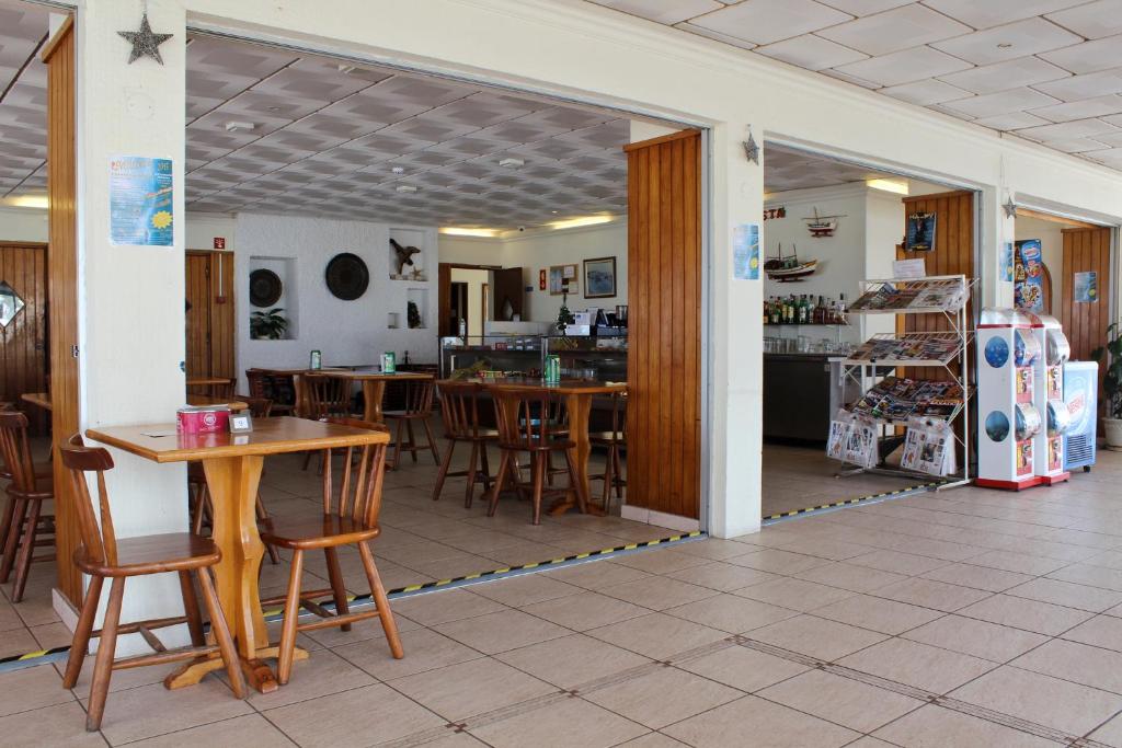 Restaurace v ubytování Aeromar Beach Hotel